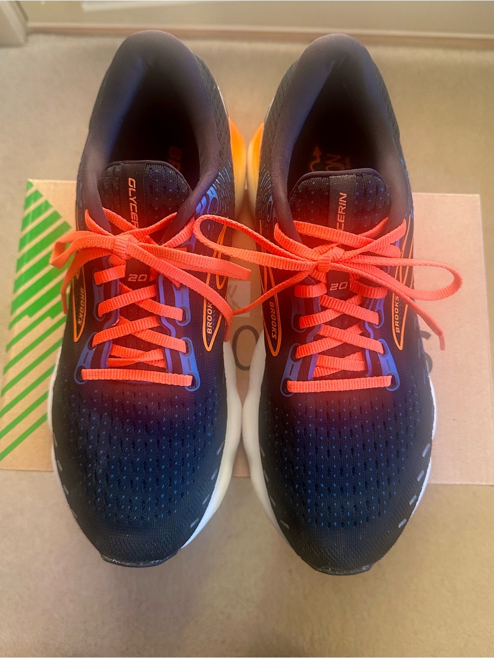 Brooks Glycerin 20 Running Shoes Black with Bright Orange Laces